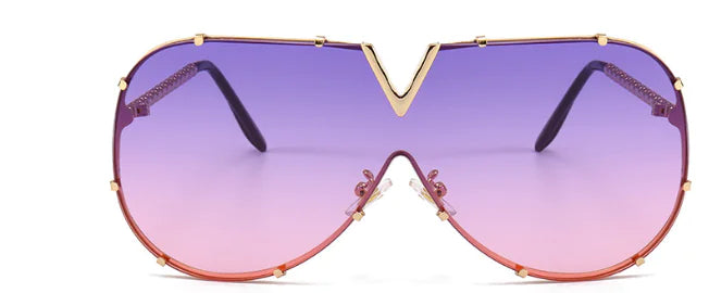 Trendy Unisex Sunglasses – Fashion UV400 Shades for Everyday Wear