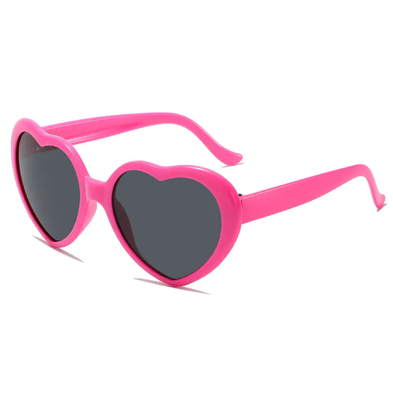Trendy Heart Frame Sunglasses – Bold & Playful Eyewear for Summer Looks