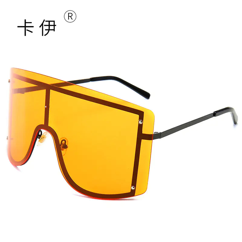 New Fashion Oversized Sunglasses with Colorful Frames