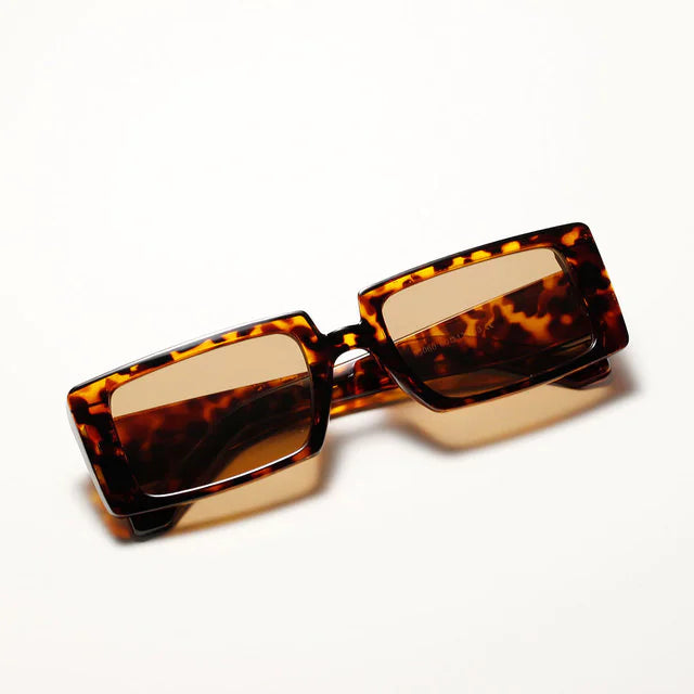 Retro Rectangular Sunglasses – Y2K Inspired Fashion Shades