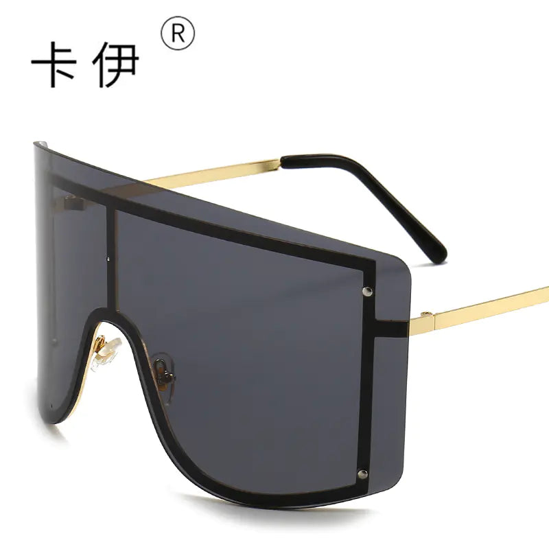 New Fashion Oversized Sunglasses with Colorful Frames