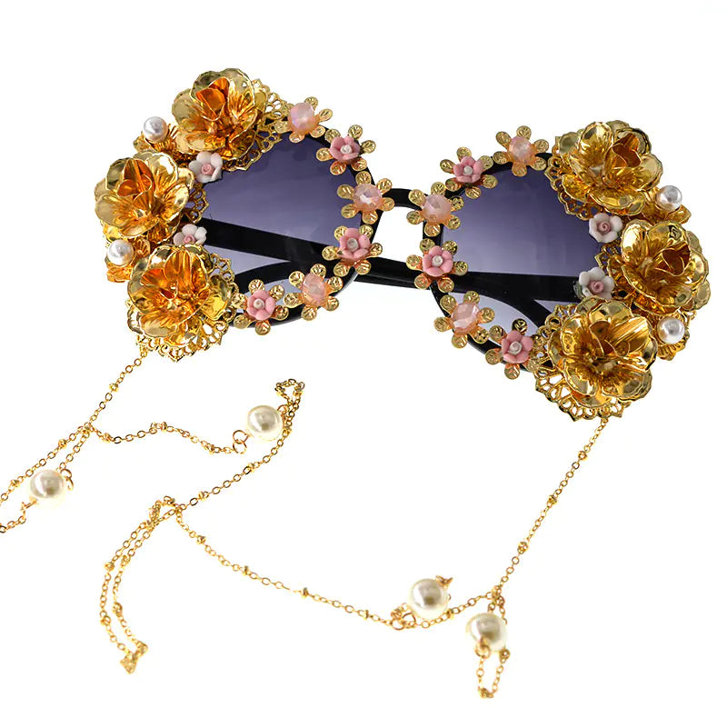Exaggerated Cat Eye Sunglasses with Floral Design