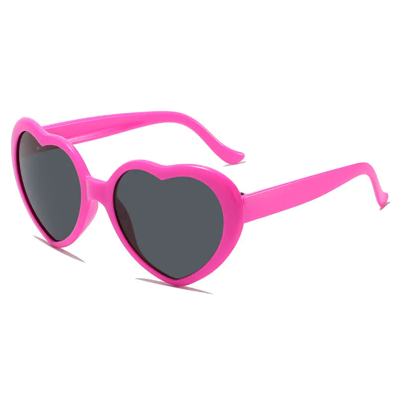 Trendy Heart Frame Sunglasses – Bold & Playful Eyewear for Summer Looks
