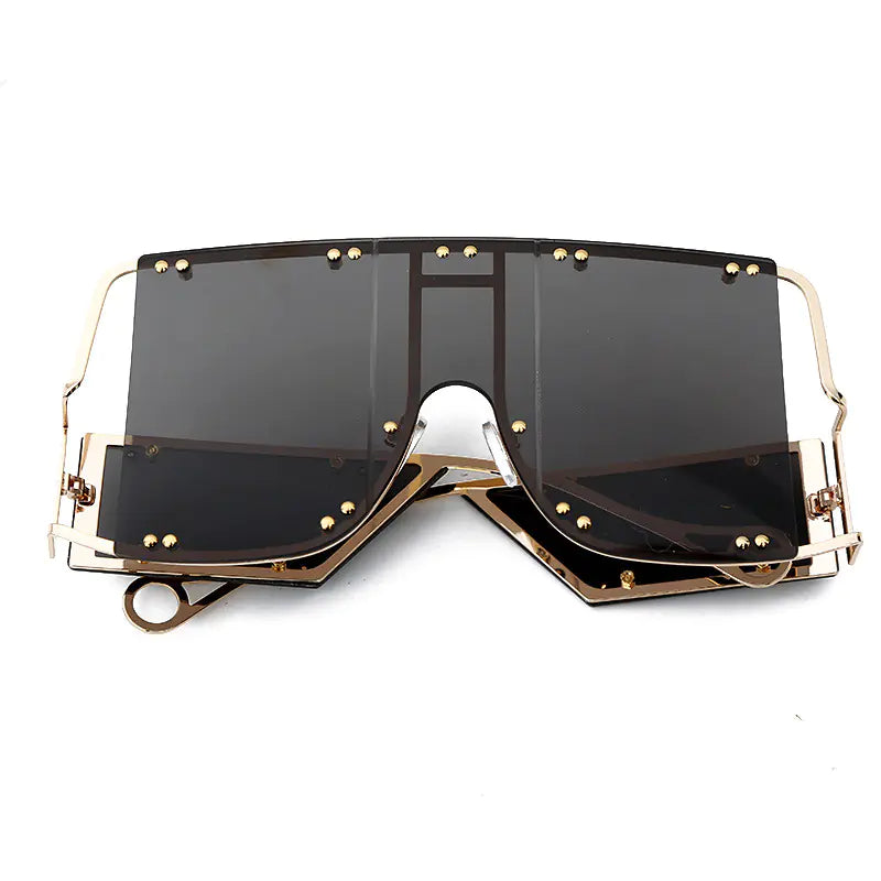 VintEdge Metal Frame Sunglasses