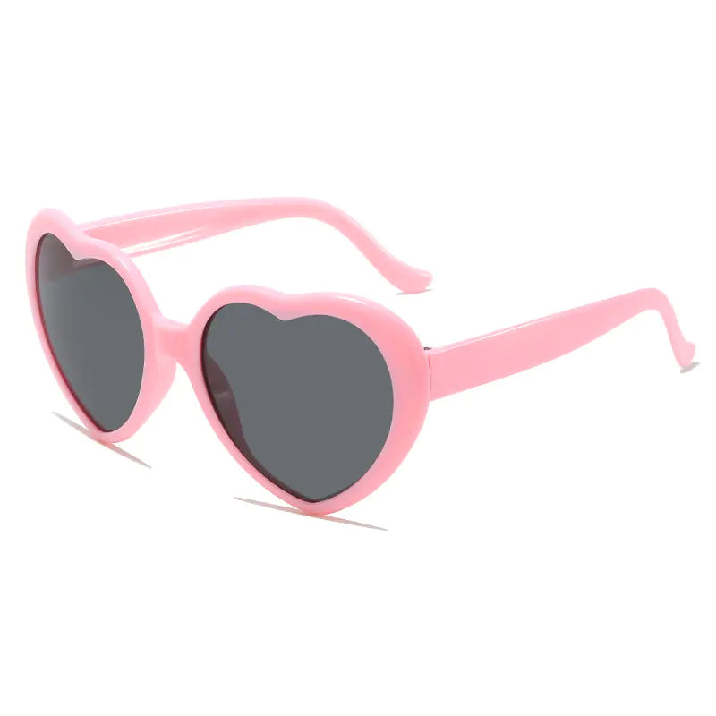 Trendy Heart Frame Sunglasses – Bold & Playful Eyewear for Summer Looks