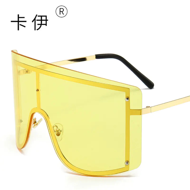 New Fashion Oversized Sunglasses with Colorful Frames