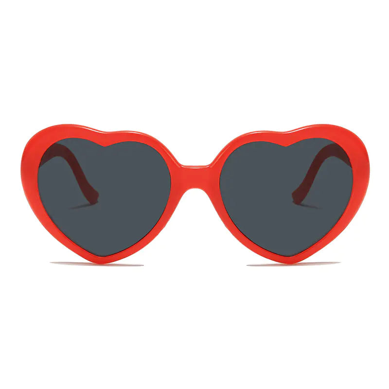 Trendy Heart Frame Sunglasses – Bold & Playful Eyewear for Summer Looks