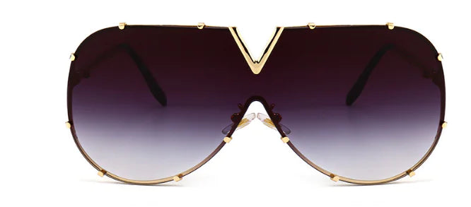 Trendy Unisex Sunglasses – Fashion UV400 Shades for Everyday Wear