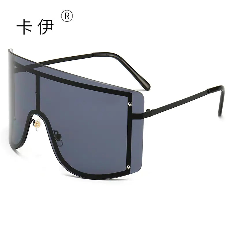 New Fashion Oversized Sunglasses with Colorful Frames
