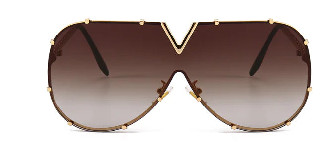 Trendy Unisex Sunglasses – Fashion UV400 Shades for Everyday Wear